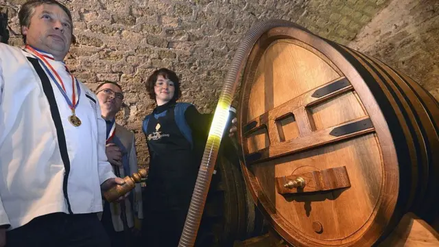 Kini, Cave Historique des Hospices de Strasbourg memproduksi 140.000 botol anggur per tahunnya.