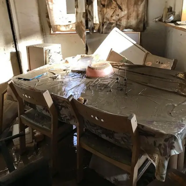 Casa Kendia após as enchentes