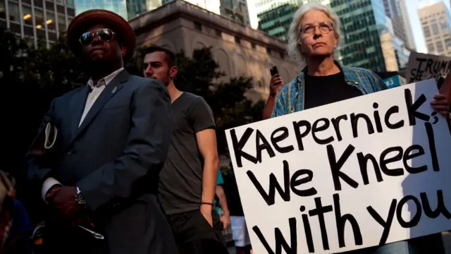 केपरनिक के पक्ष में रैली