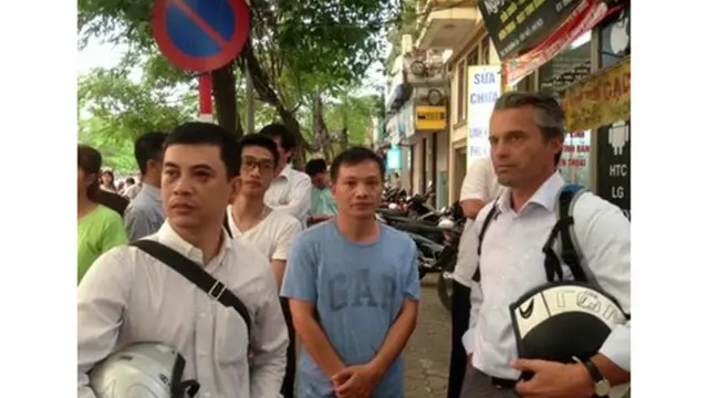 Tùy viên chính trị Đức Felix Schwarz