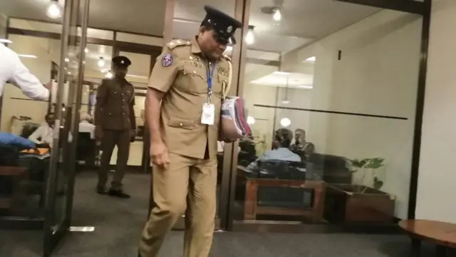 කාත්තන්කුඩිය පොලිසියේ වත්මන් පොලිස් ස්ථානාධිපති එම් පී කස්තුරිආරච්චි