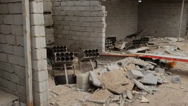 دوه توغندي په عراق کې د تاجي په نامه هغه هوايي اډه ولګېدل، چې د امریکا په مشرۍ د ټلوالې ځواکونه پکې مېشت دي