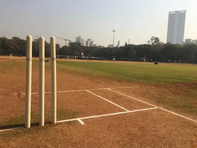 అచ్రేకర్ అంతిమ యాత్ర