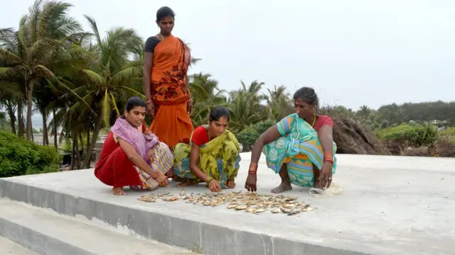 ఉద్దానం బాధితులు