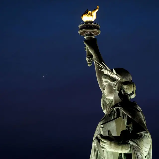 статуя свободы