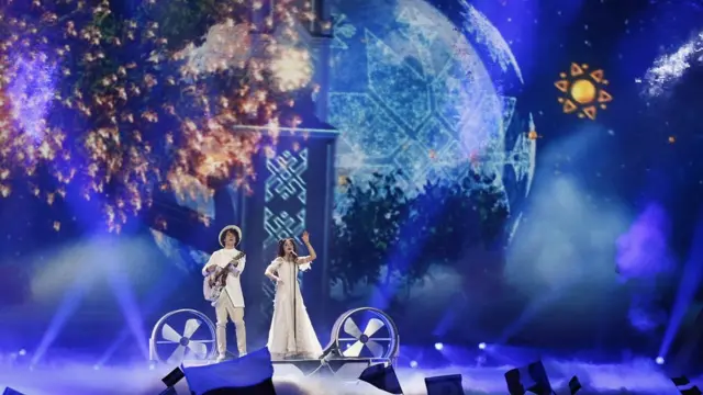 Naviband пройшли до фіналу