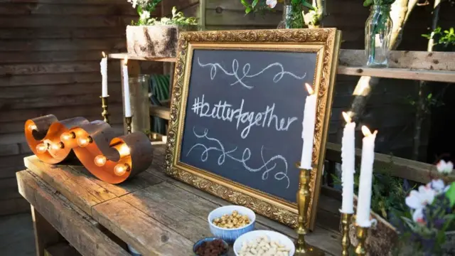 Casamento com hashtag personalizada