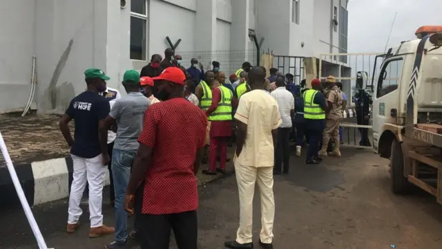 Ụfọdụ ndị ọrụ ọdọụgbọelu Akanu Ibiam