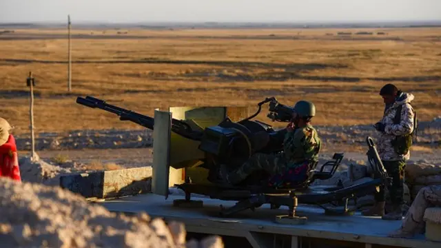 Peşmerge birlikleri Kasım 2015'te Sincar'a girdi