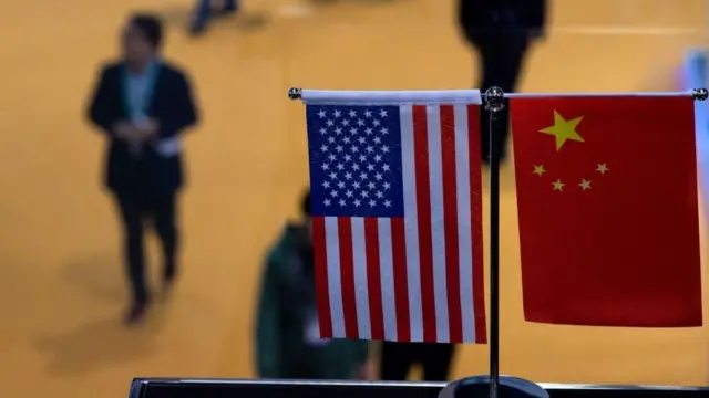US and Chinese flags