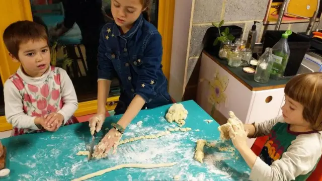 小孩子特別喜歡動手參與做菜