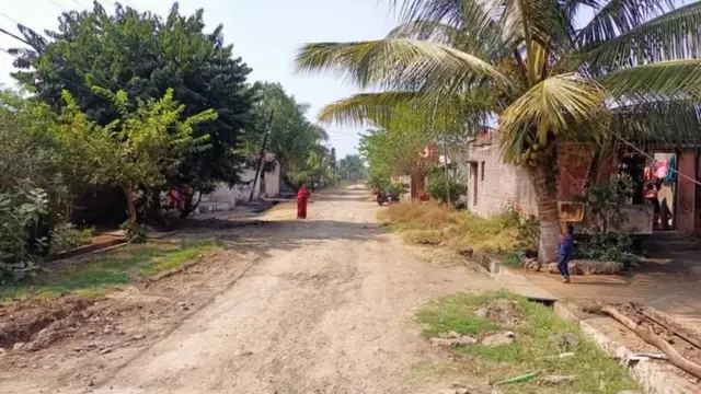 లవూల్ గ్రామం