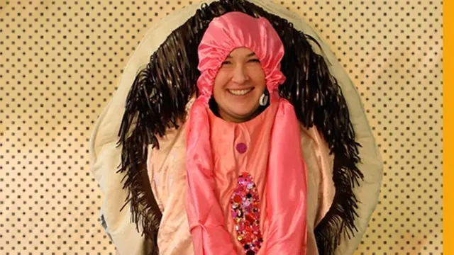 Physiothérapeute et comédienne Elaine Miller