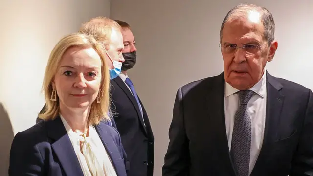 Лиз Трасс, Сергей Лавров