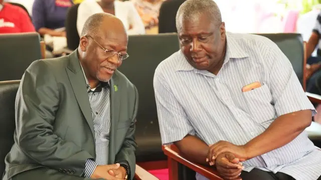 Rais wa Tanzania, Dokta John Magufuli na Kangi Lugola