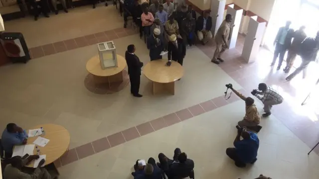 Doorashada inteysan billaaban sanetarro cusub ayaa goobta lagu dhaariyay