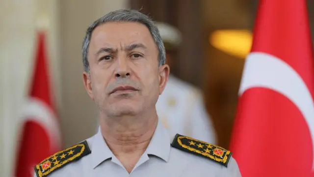 Genelkurmay Başkanı Hulusi Akar'ın da aralarında bulunduğu bazı generaller rehin alınmaları ardından Akıncı Üssü'ne götürülmüştü.