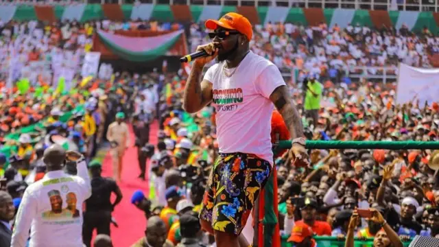 Davido dey perform for di PDP rally for Rivers state