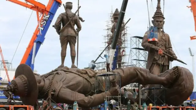 อุทยานราชภักดิ์