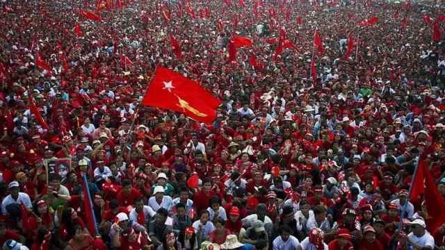 အဂတိလိုက်စားတဲ့အစိုးရအဆင့်မြင့်အရာရှိတစ်ဦးကိုထောင်နှစ် ၃၀ ချတာကြောင့် ပါတီပုံရိပ်နဲ့ အစိုးရဂုဏ်သိက္ခာ မြင့်တက်လာတဲ့သုံးသပ်မှုတွေရှိလာပါတယ်။