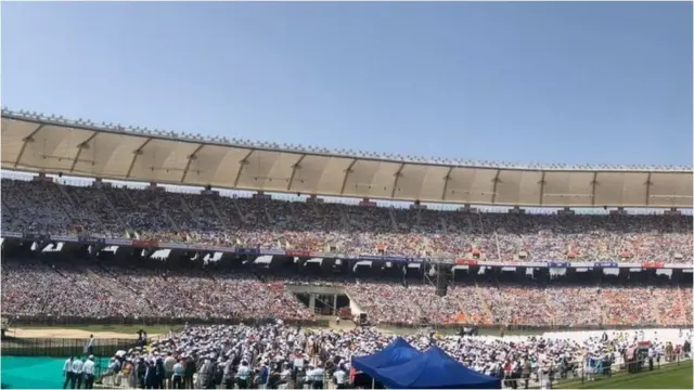 మోటేరా స్టేడియం