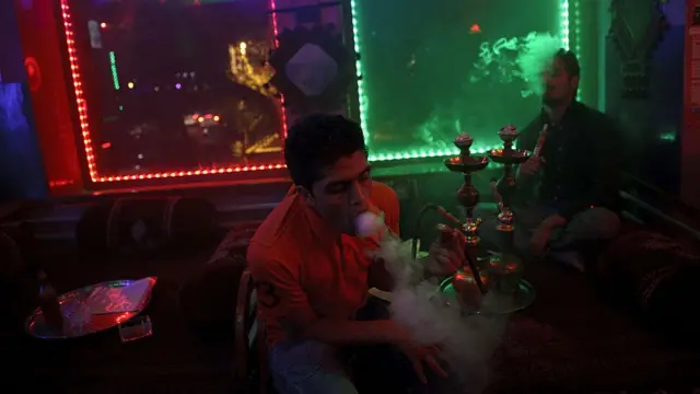 د قیلون روغتیايي ستونزې پر خپل ځای خو کلونه کېږي چې د افغان ځوانانونو نفسونه تودوي