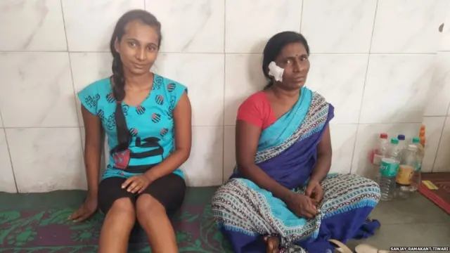 રૂપાલી અને તેમના માતા