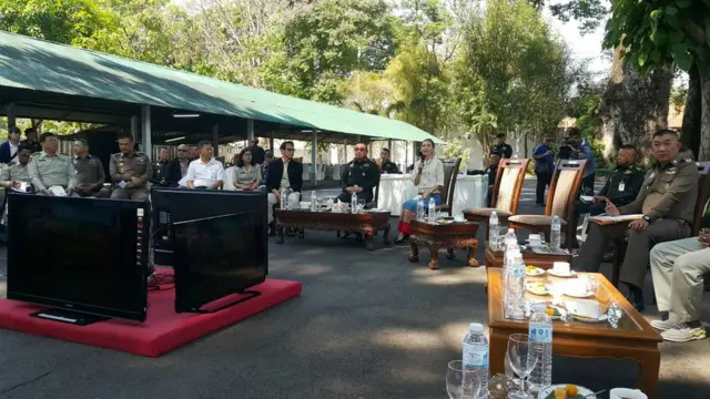 บรรยากาศในเวทีประชุมหารือเจรจาเคลียร์ปมปัญหากรณีโครงการสร้างบ้านพักข้าราชการตุลาการศาลอุทธรณ์ภาค 5 ป่าเชิงดอยสุเทพเมื่อวันที่ 9 เม.ย.ที่ผ่านมา โดยตัวแทนจากศาลอุทธรณ์ภาค 5 แจ้งยกเลิกการเข้าร่วมงานอย่างกระทันหัน