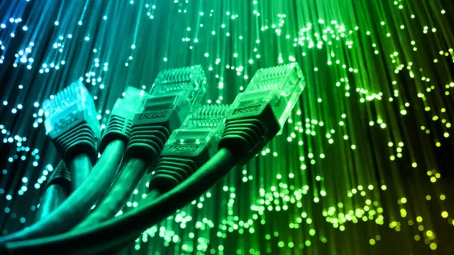 இணைய வேகத்தைக் கூட்டுவது எப்படி? - நிச்சயம் நீங்கள் தெரிந்துகொள்ள வேண்டிய தகவல்கள்