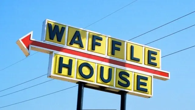 سلسلة "وافل هاوس"