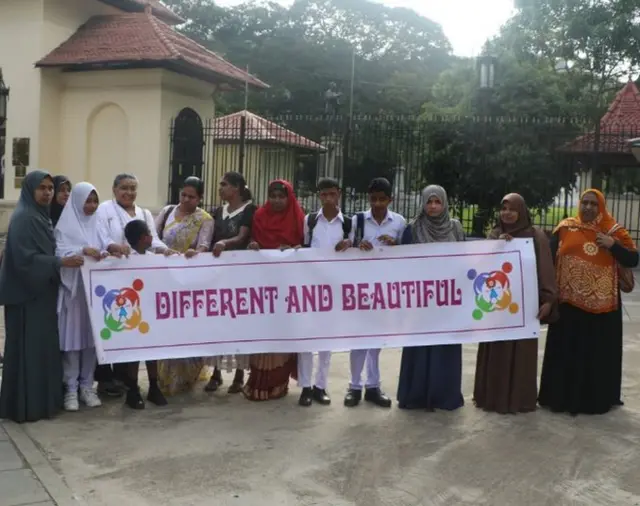 සිංහල, දෙමල සහ මුස්ලිම් ජන ප්‍රජාවන්ට අයත් දරුදැරියන්