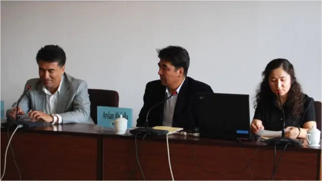 కనిపించకుండాపోయిన మేధావులు తియిప్ (ఎడమ), అర్‌స్లాన్ అబ్దుల్లా (మధ్యలో), రహీలే దావుత్ (కుడి)