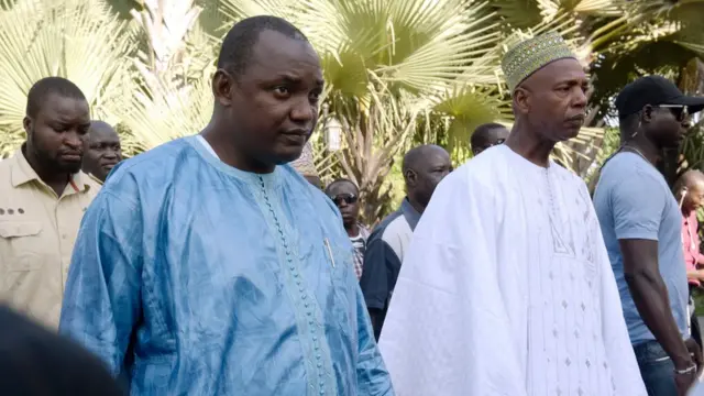 Адама Барроу