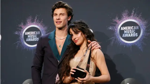 Camila Cabello y Shawn Mendes
