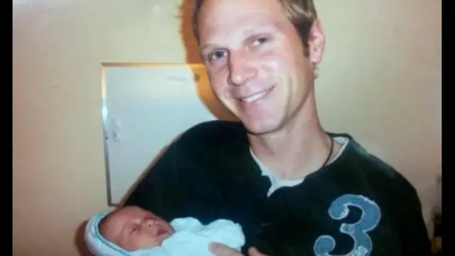 टीम बोस्मा यांच्या शोधासाठी लोक रस्त्यावर उतरले