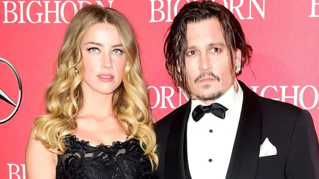 Amber Heard và Johnny Depp khi còn là vợ chồng