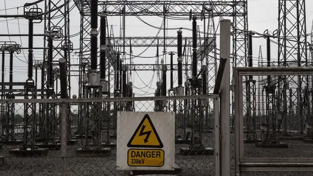 Electricity generating plant