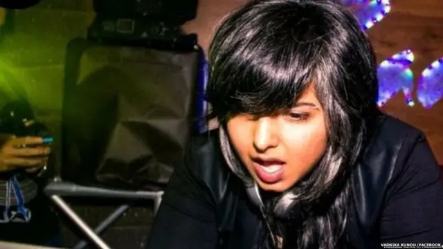 ਵਰਣਿਕਾ ਕੁੰਡੂ ਆਪਣੇ ਸਫੇਦ ਵਾਲਾਂ ਦੀ ਪਰਵਾਹ ਨਹੀਂ ਕਰਦੀਆਂ ਹਨ