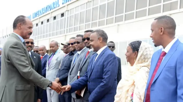 Afwerki oo gacan qaadaya wafdiga Soomaaliya