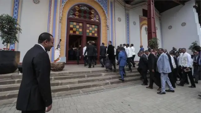 ዶ/ር ኣቢ ኣጋይሹ እናተቐበለ