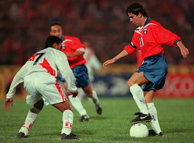 Marcelo salas y Nolberto Solano.