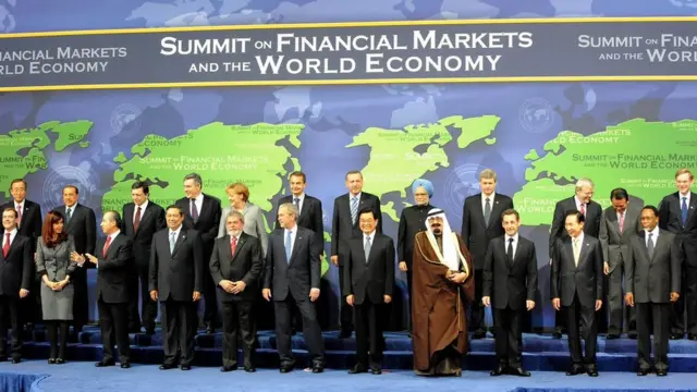 வளர்முக மற்றும் வளர்ந்த நாடுகளின் குழு நிதி நெருக்கடிக்கு பிறகு மிகவும் முக்கியம் பெற்றுள்ளது.