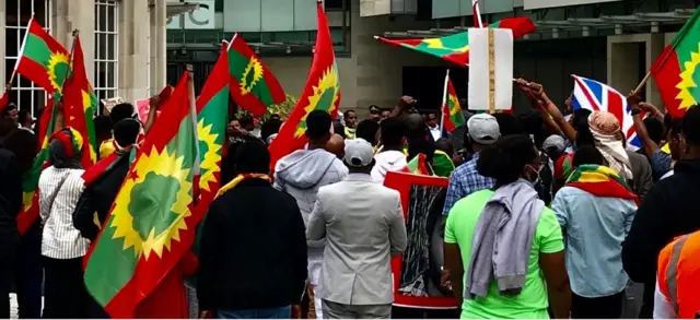 ኢትዮጵያውያን ሰልፈኛታት ኣብ ለንደን