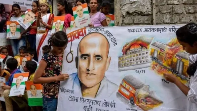 குல்பூஷன் ஜாதவ்.