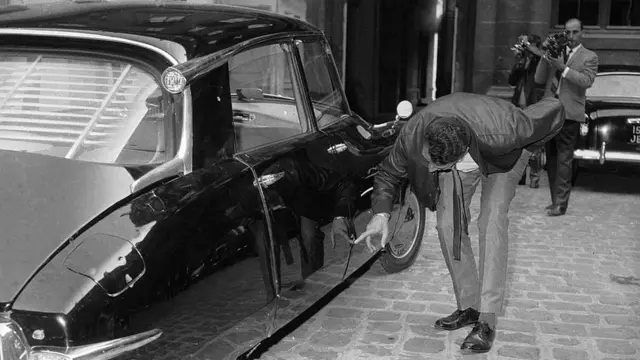 Замах на де Голля