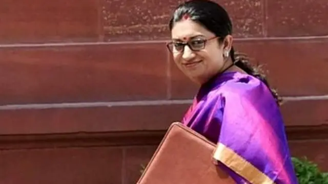 स्मृती इराणी