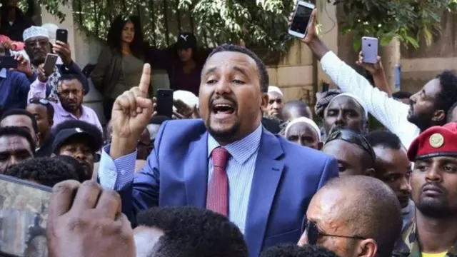 Jawar Mohammed ni umutegetsi ukomeye wo mu bwoko bwa Oromo akaba anenga bikomeye Minisitiri w'intebe Abiy Ahmed