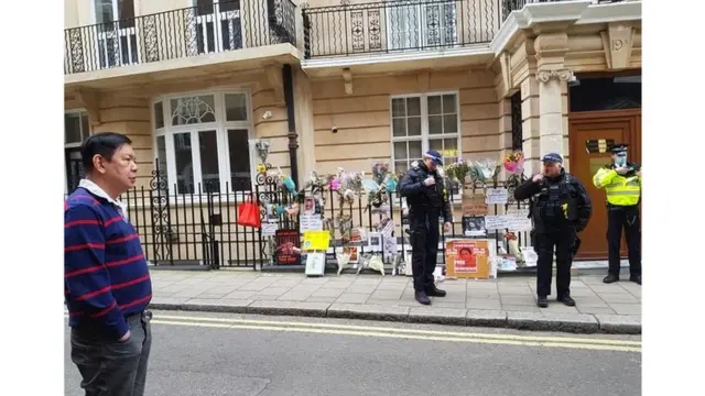 လန်ဒန်မြန်မာ သံရုံးကို စစ်သံရုံးက ဝင်ရောက်ပြီးသော့ခတ်ခဲ့