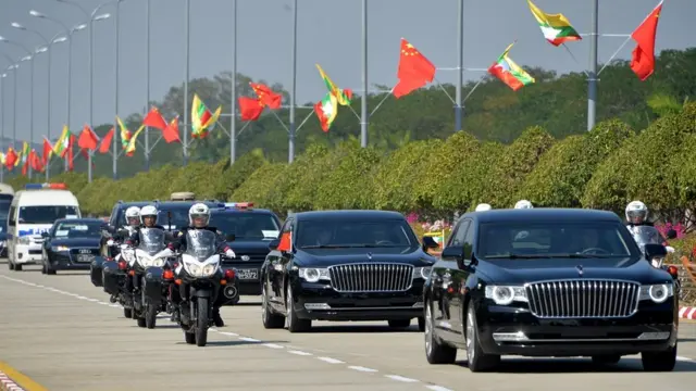 习近平抵达缅甸首都内比都