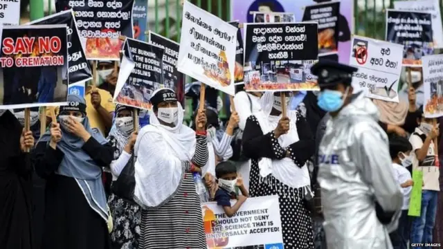 බලහත්කාර ආදාහනවලට එරෙහි විරෝධතාවක්